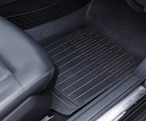 Blog Top Accessories to Refresh Your Car After Winter Image